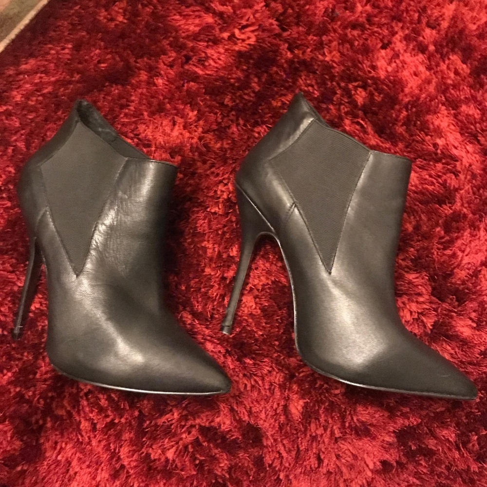 Steve Madden boots